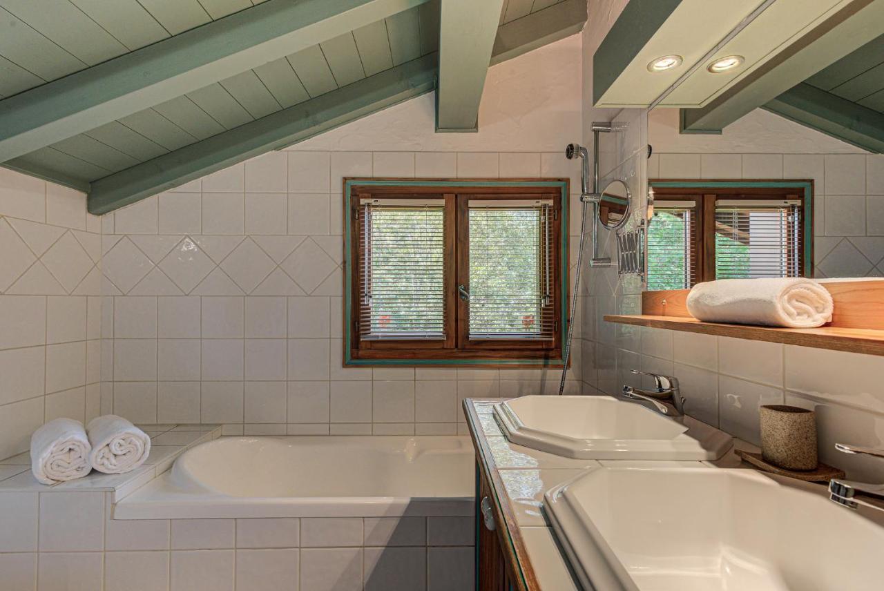 Chalet Blackbushe - Traditional Chalet - Alpes Travel - Sleeps 4-6 Ле Уш Екстериор снимка