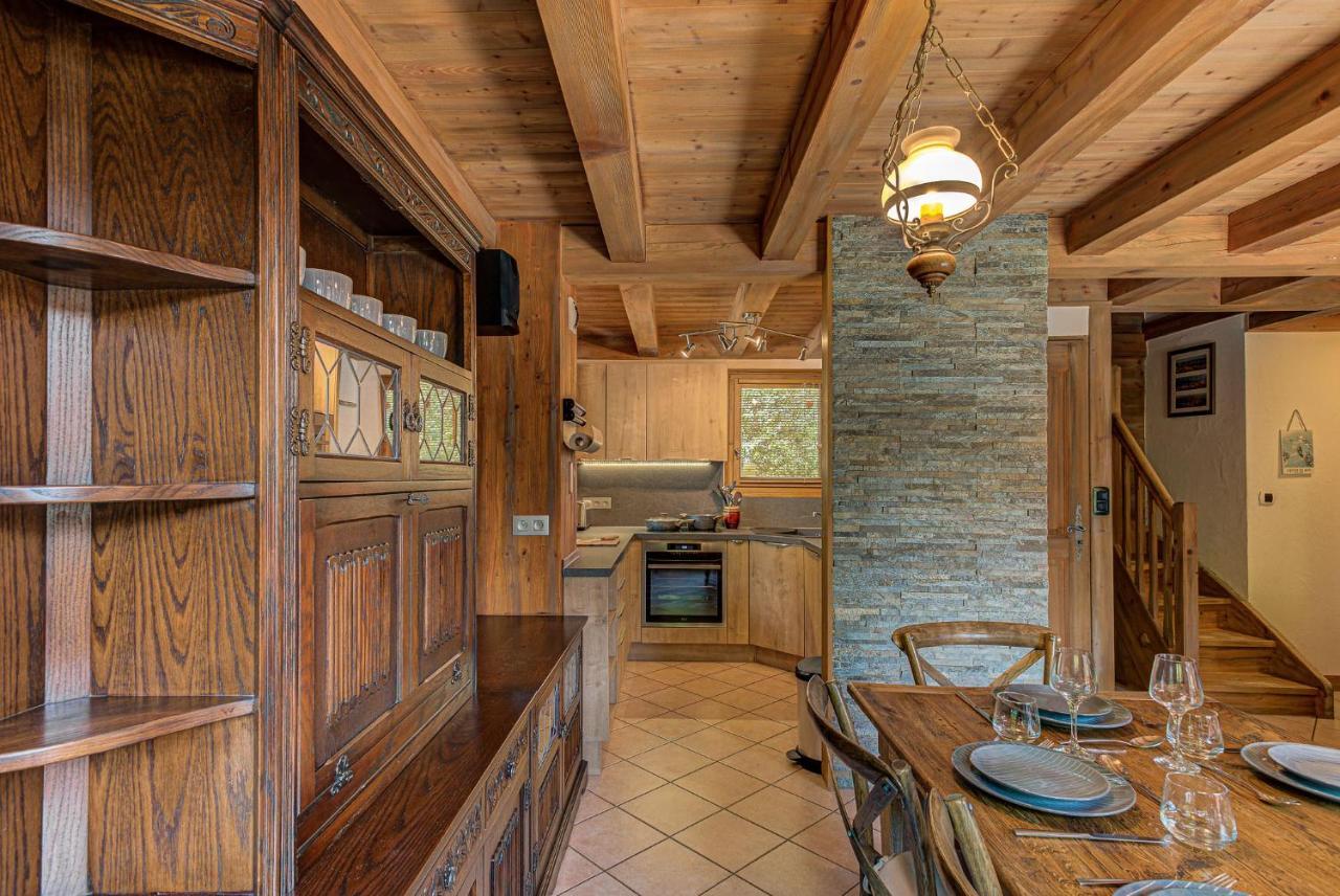 Chalet Blackbushe - Traditional Chalet - Alpes Travel - Sleeps 4-6 Ле Уш Екстериор снимка