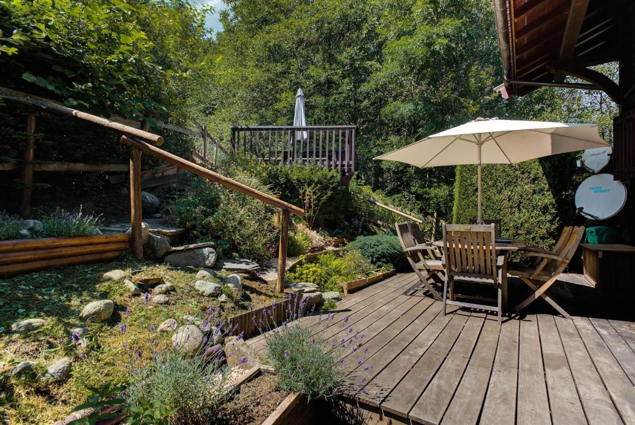 Chalet Blackbushe - Traditional Chalet - Alpes Travel - Sleeps 4-6 Ле Уш Екстериор снимка