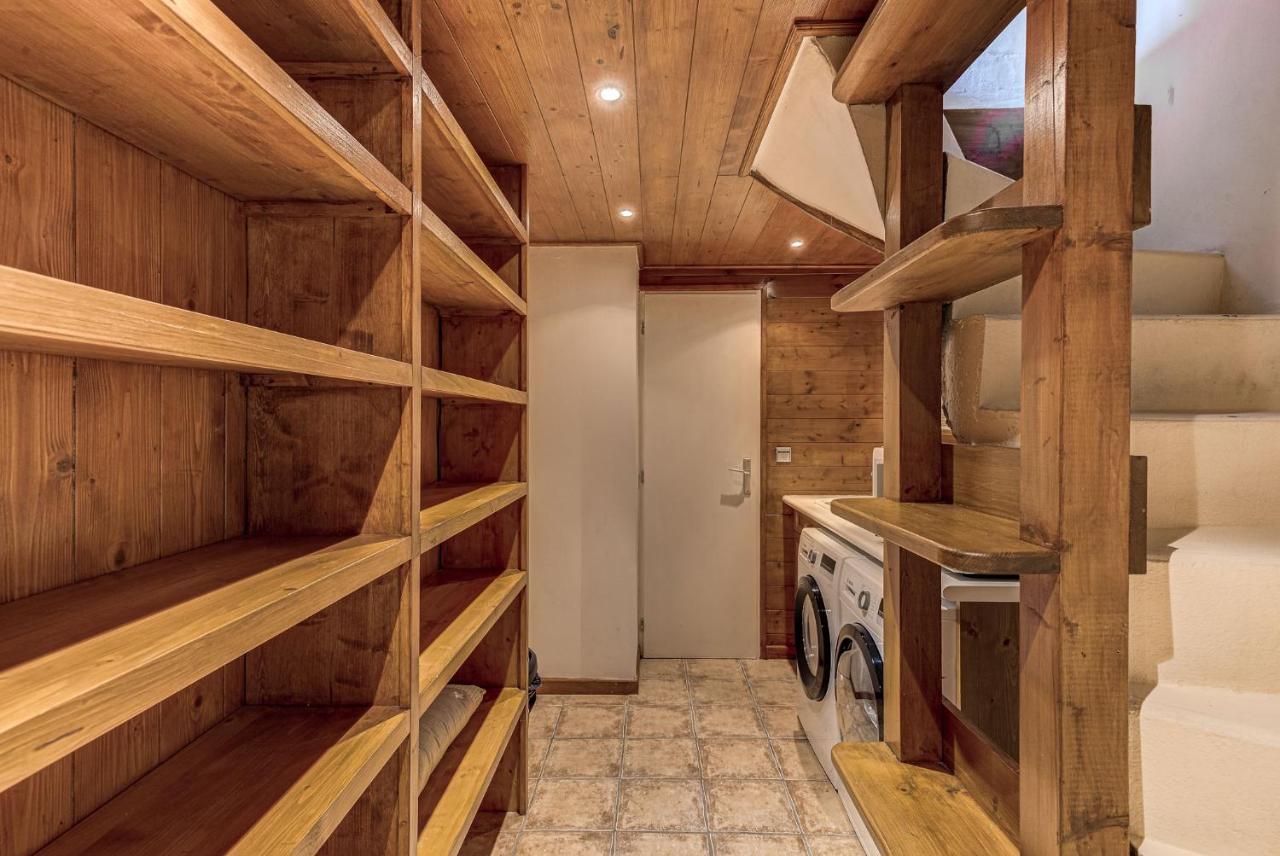 Chalet Blackbushe - Traditional Chalet - Alpes Travel - Sleeps 4-6 Ле Уш Екстериор снимка