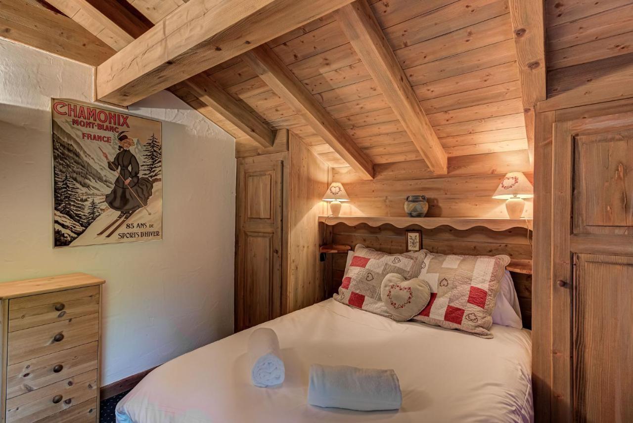 Chalet Blackbushe - Traditional Chalet - Alpes Travel - Sleeps 4-6 Ле Уш Екстериор снимка
