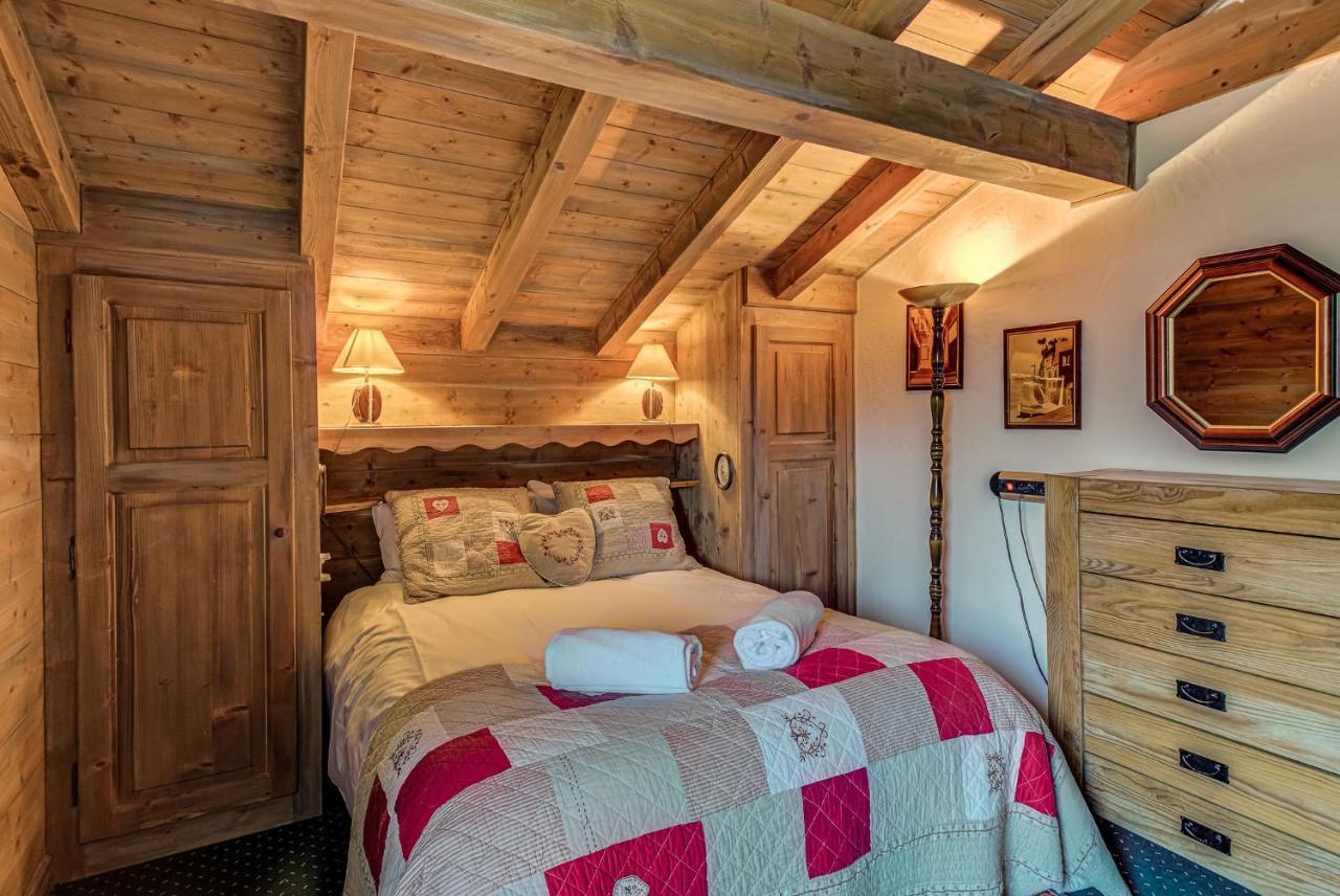 Chalet Blackbushe - Traditional Chalet - Alpes Travel - Sleeps 4-6 Ле Уш Екстериор снимка