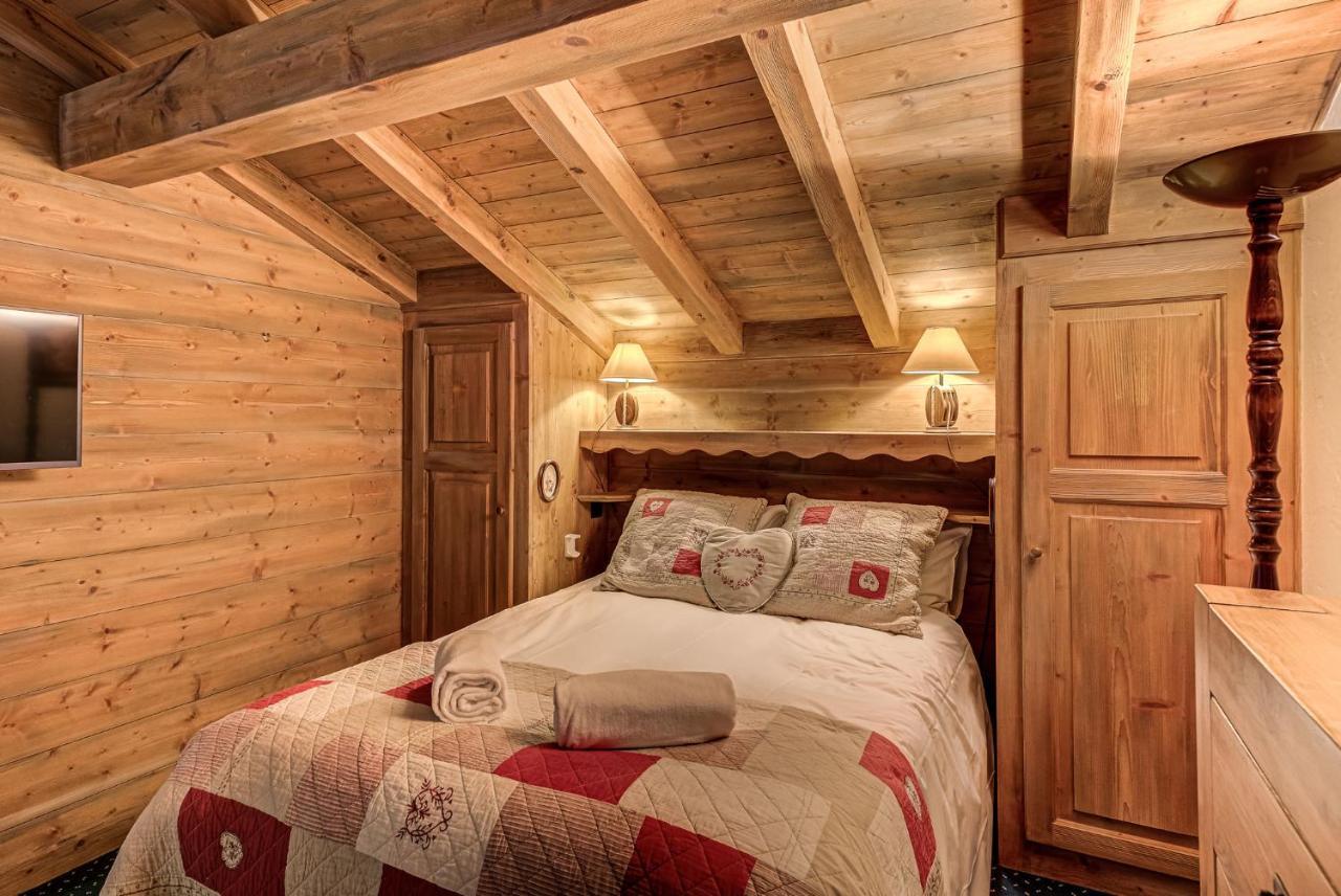 Chalet Blackbushe - Traditional Chalet - Alpes Travel - Sleeps 4-6 Ле Уш Екстериор снимка