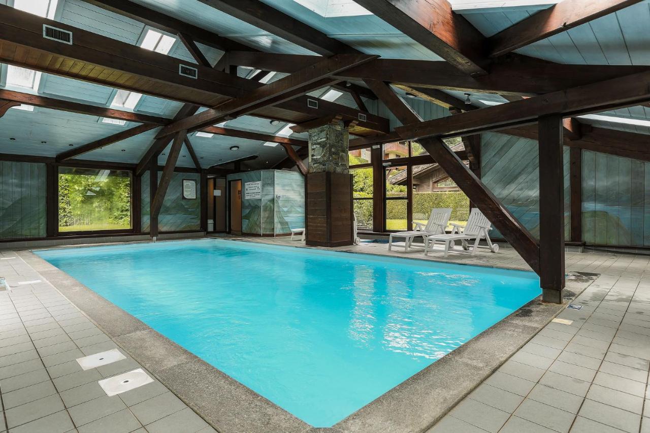 Chalet Blackbushe - Traditional Chalet - Alpes Travel - Sleeps 4-6 Ле Уш Екстериор снимка