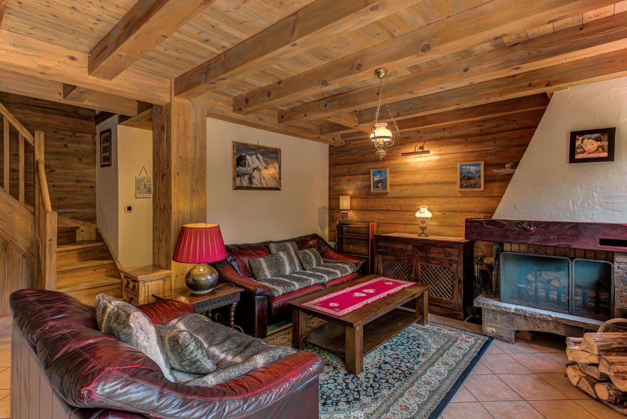 Chalet Blackbushe - Traditional Chalet - Alpes Travel - Sleeps 4-6 Ле Уш Екстериор снимка